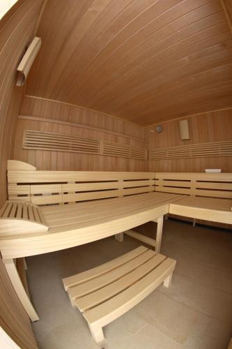 Pałac w Rymaniu - image 4