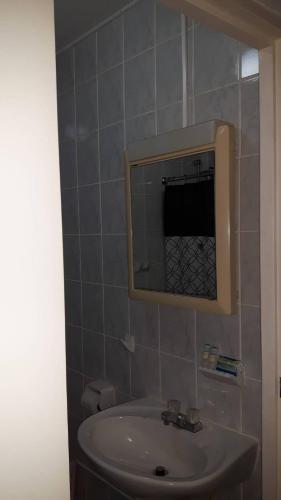 Apartment image 5