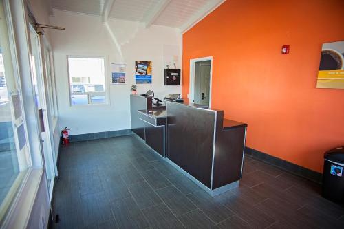Motel 6-Crescent City, CA image 26