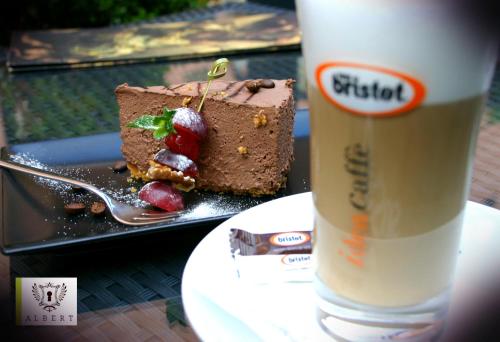 Casa Albert Boutique Hotel & Restaurant - image 5