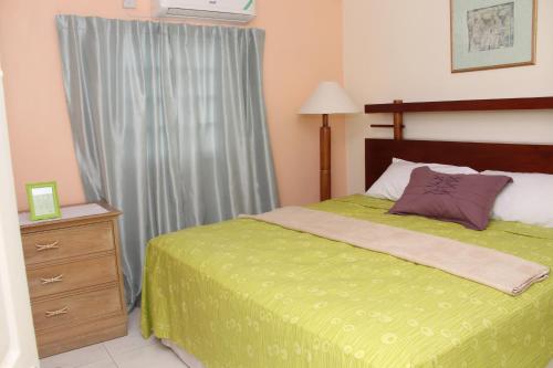 

One bedroom Kingston Apartment