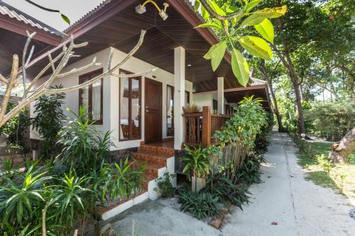 Long Beach Lodge, Chaweng Beach, Koh Samui - 발코니/테라스