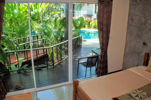 Pennapa Chalet in Chalong