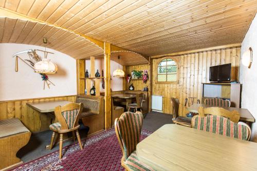 Hotel & Reitsportzentrum Kreuth - image 7