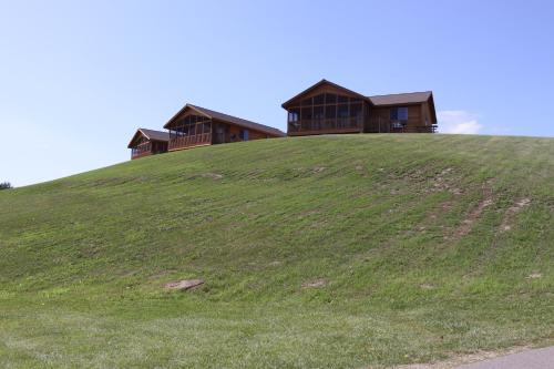 Neshonoc Lakeside Camping Resort in West Salem, USA
