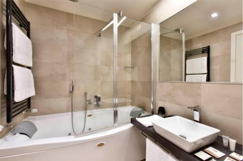 Hotel Horizon Hotel Horizon is a popular choice amongst travelers in Montegranaro, whether exploring or just passing through. The hotel offers a high standard of service and amenities to suit the individual needs o