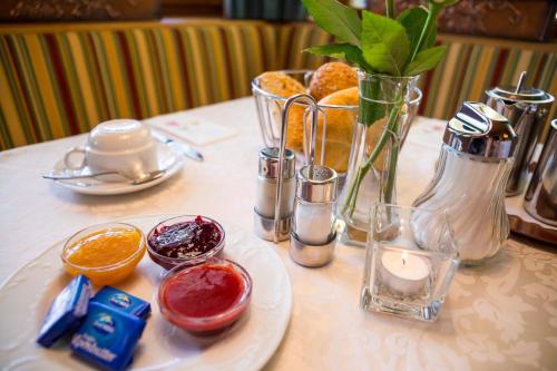 Seehüter's Hotel Seerose - image 3