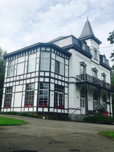 La chambre de la Villa Madeleine chambre d'hôte Juslenville