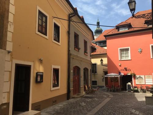  Capitulum Boutique Rooms, Győr bei Levél