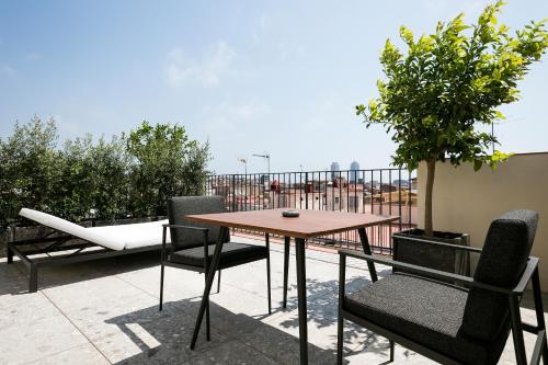 Suite with Terrace image 4
