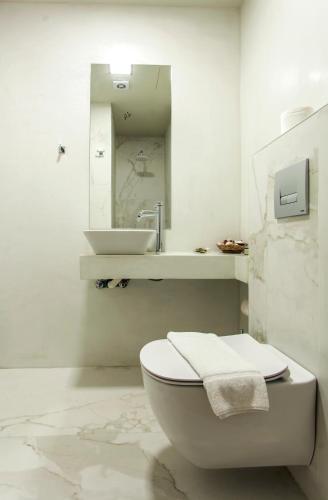 Candia Studios & Rooms - image 5