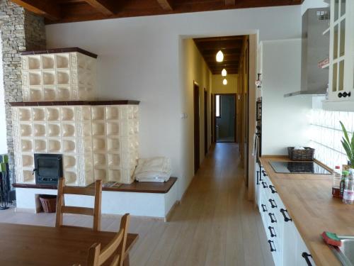 Villa Holiday in โปรอสซโล่