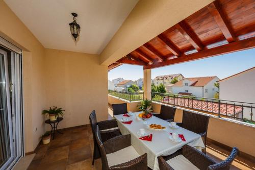 Balkon/terasa, Villa Julija in Kaštel Lukšič