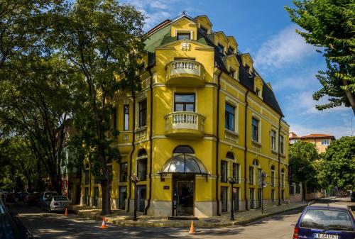 Hi Boutique Hotel - image 12