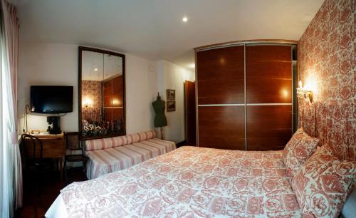 Hostal Rual