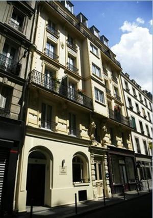 Hôtel De Nemours - image 8
