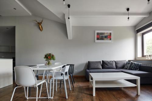 PlayHouse Apartments 2