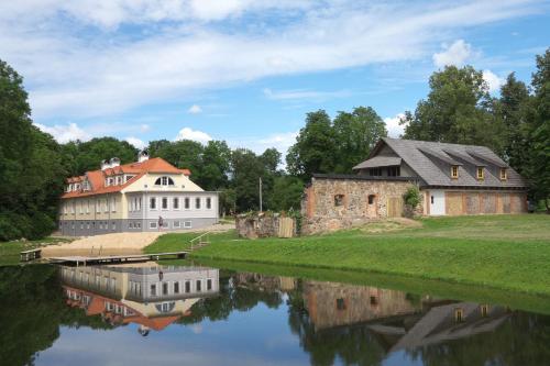 B&B Ziedkalne - Botique & SPA Hotel Berkenes Manor - Bed and Breakfast Ziedkalne