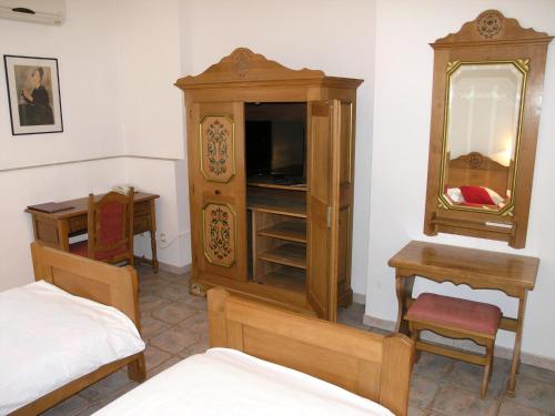 Large Double Room