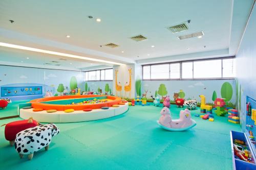 Howard Plaza Hotel Hsinchu near Xinyue Beach