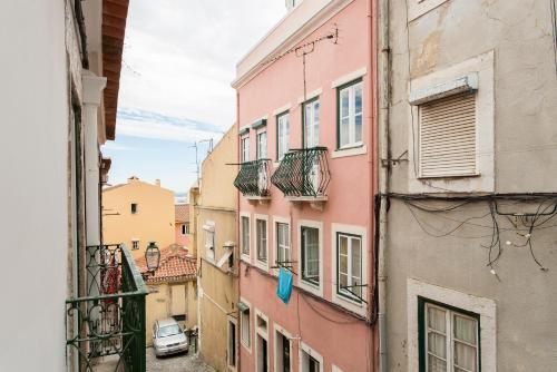 Castelo Picão Apartments - image 10