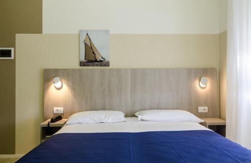 Hotel Mare Live - image 2