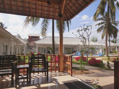 Food and beverages, Lombok Holiday Hotel in Kuta