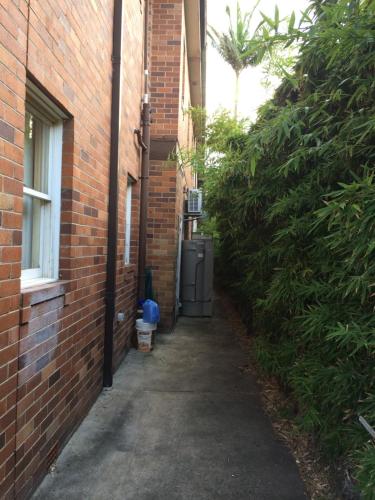 Guesthouse 83 - image 11