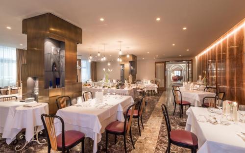 Étterem, Boutique & Gourmet Hotel Orso Grigio - Grauer Bar in Szent Candido