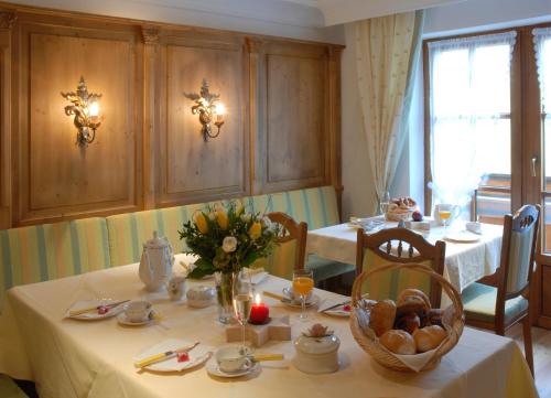 餐廳, Alpinrefugium Haus am Anger in 容霍爾茨