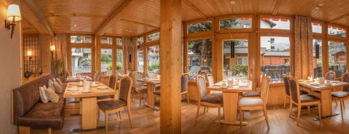 Hotel Cheminee - image 7