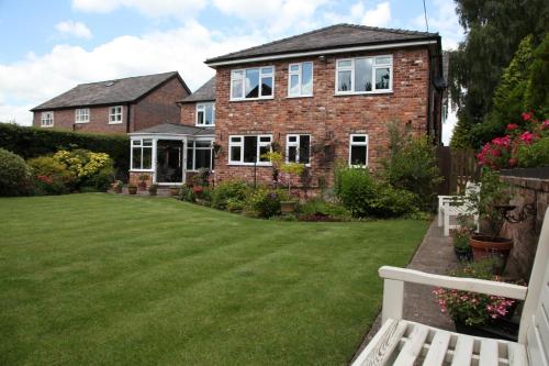 The Hinton Guest House - image 8