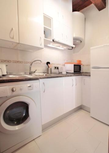 Apartamentos Alcantara - image 5