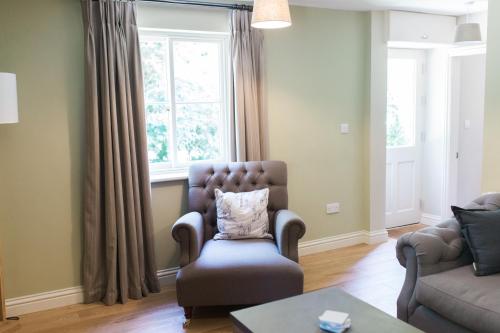 Saltmarshe Hall - main image