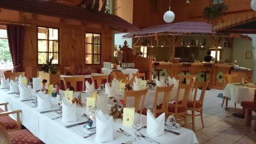 Restaurant, Schneiderlein Hotel in Limbach-Oberfrohna