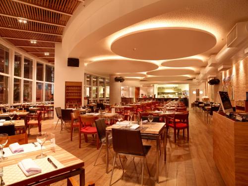 餐廳, 坎皮納斯維多利亞概念酒店 (Vitoria Hotel Concept Campinas) in 坎皮納斯
