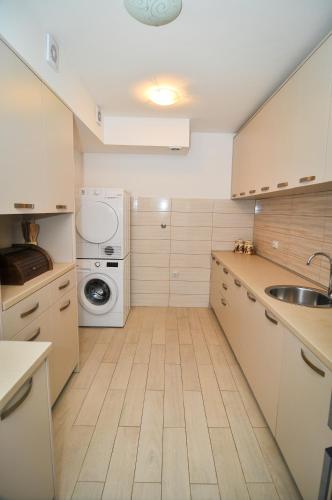 Apartments Zukovac - image 4