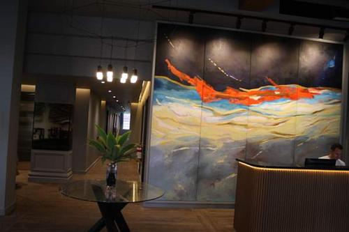 Predvorje, Mrs Banks Hotel in Paddington