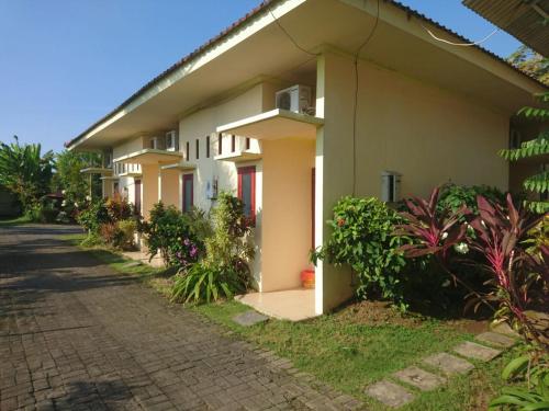 Cerah Hotel in Paiton