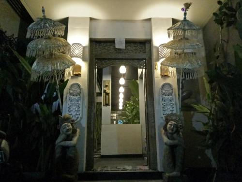 Pondok Sutya, Kuta
