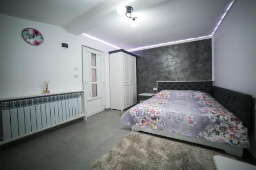 Cazare MOLDI - regim hotelier - image 14