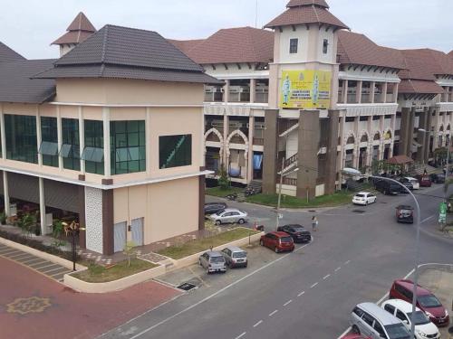 Khalifa suite guest house (nik adik)