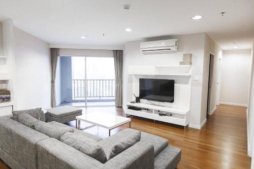 THE MINIMAL LUXURY 3BR wifi THE MINIMAL LUXURY 3BR wifi