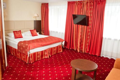 AMAKS Central Hotel - image 2