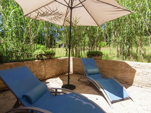 Cozy Cottage in Bourgnac with bubble bath