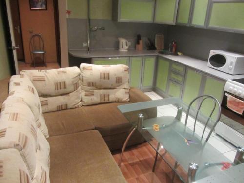 Apartment Ibragimova 42-76 - image 6