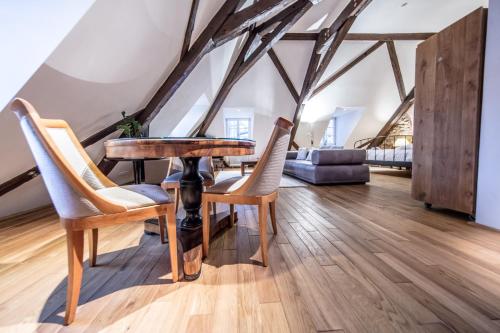 บริการและสิ่งอำนวยความสะดวก, Ulner Kapelle in ไวน์ไฮม์