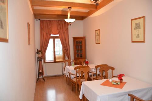 B&B Trenčín - Penzion Scarlet - Bed and Breakfast Trenčín