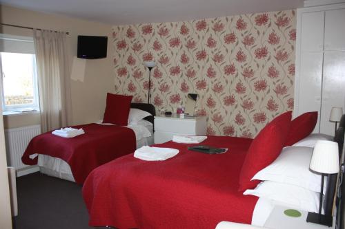 Red Lion Inn - Accommodation - Newbrough