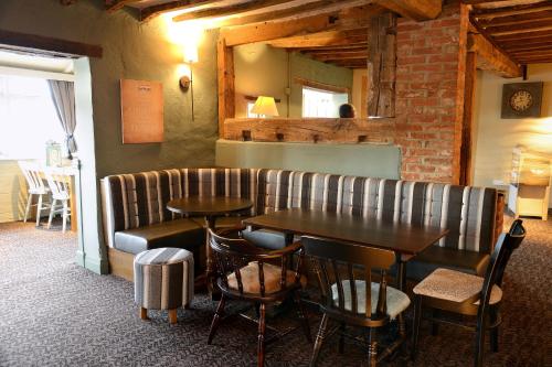 Unicorn Gunthorpe by Marston's Inns - image 3